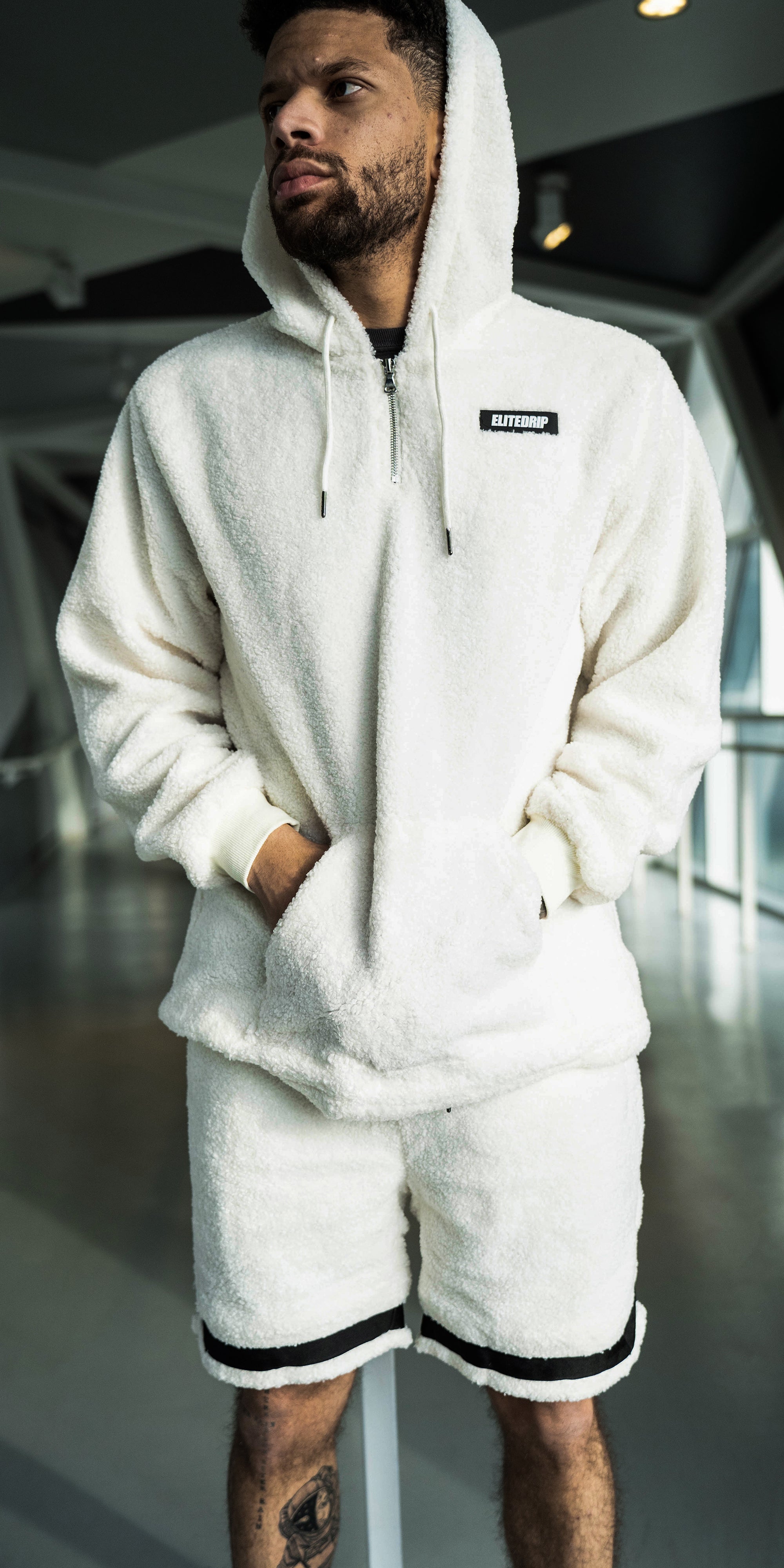 COZY WHITE HOODIE - EliteDrip