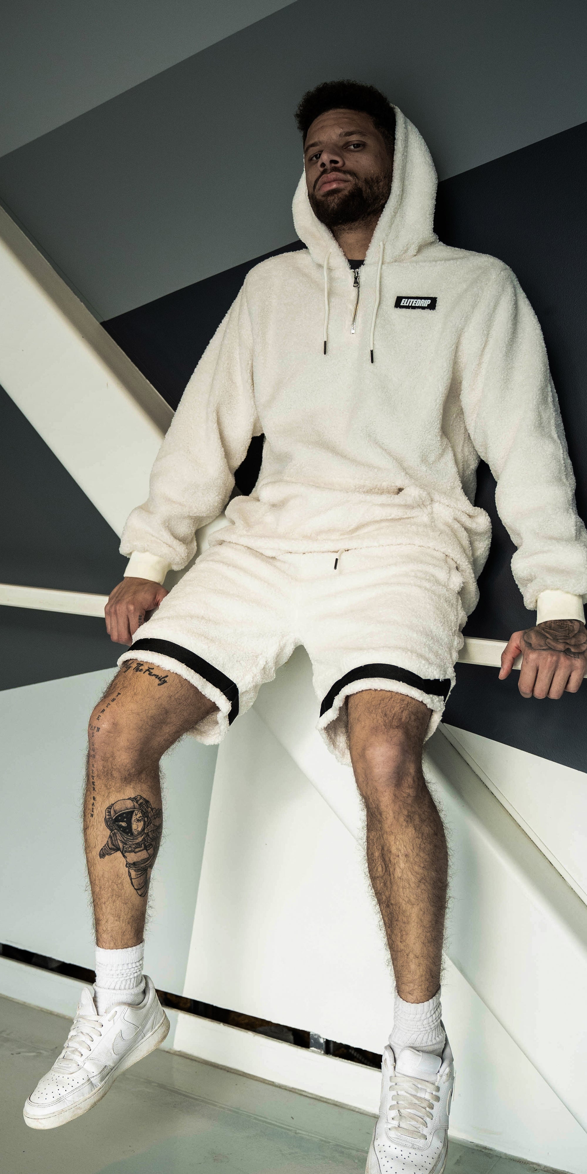 COZY WHITE HOODIE - EliteDrip